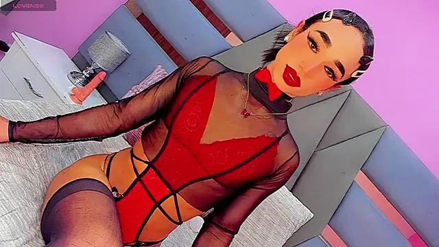 Snapshot of sexyjessicamistres chatting on April 28, 8:35 pm sexyjessicamistres online show from April 28, 8:35 pm