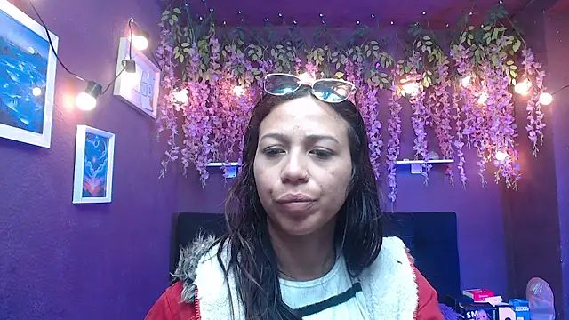 monik299 online show from May 14, 12:57 pm