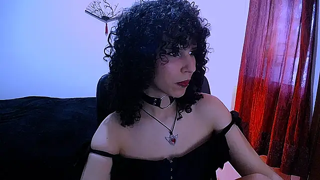 Snapshot of Nyxxei chatting on May 5, 8:56 pm Nyxxei online show from May 5, 8:56 pm