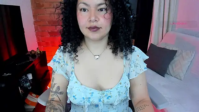 MissBronte online show from May 28, 1:24 am