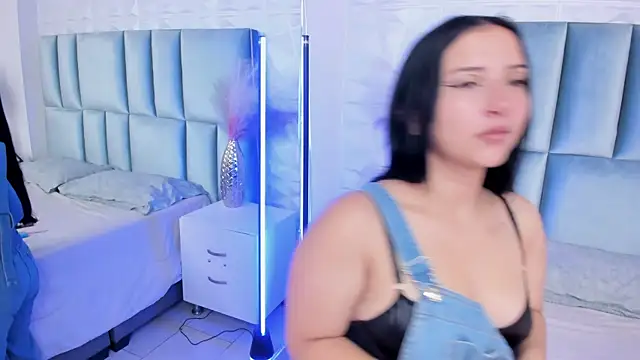 Snapshot of EmmyCastillo chatting on July 14, 11:38 am EmmyCastillo online show from July 14, 11:38 am