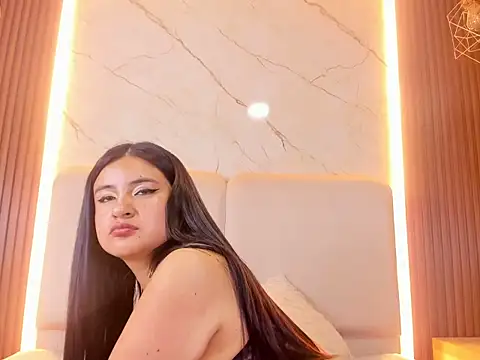 stefany hyl online show from April 29, 3:32 am