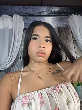 EmmaExoticaXXX online show from May 6, 9:19 pm