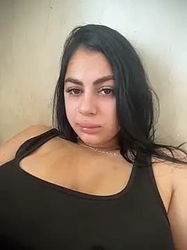 LilyLovell online show from May 13, 11:06 am