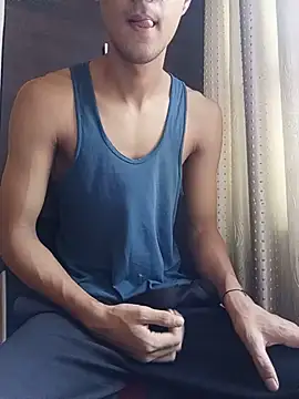 Snapshot of skinny_raj chatting on May 29, 7:03 am skinny raj online show from May 29, 7:03 am