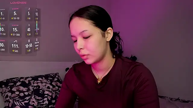 missinfull online show from May 24, 1:33 pm