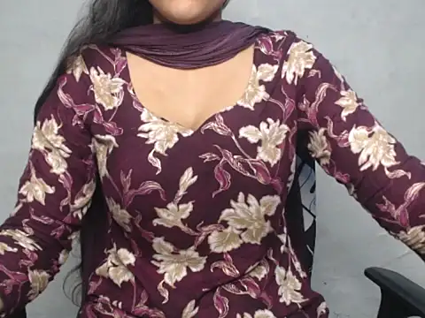 Shalini Gaur online show from July 24, 3:41 pm