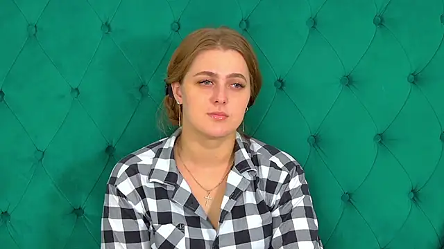 EllaBells online show from June 17, 5:07 am