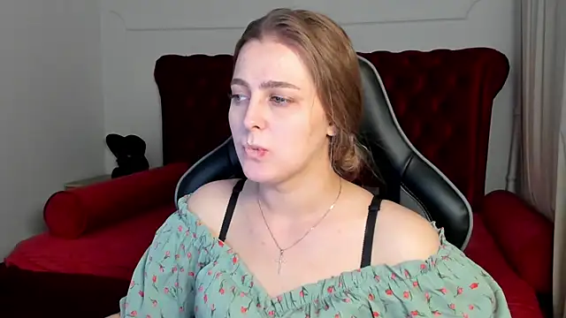 EllaBells online show from May 11, 4:47 am