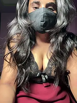 itssofi20 online show from May 10, 6:54 pm