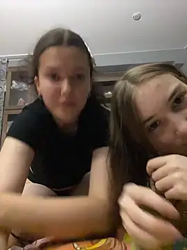 Snapshot of d0p34ng3l chatting on August 6, 5:30 pm d0p34ng3l online show from August 6, 5:30 pm