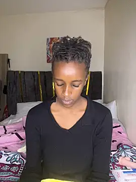 sonnypretty online show from May 28, 7:42 pm