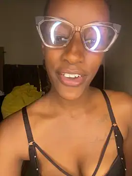 sonnypretty online show from May 18, 12:54 pm