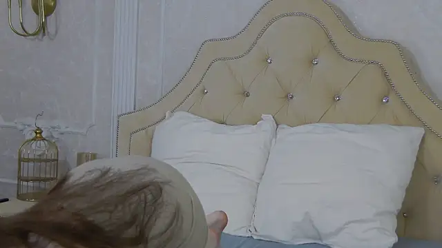 LilaMccoy online show from May 30, 3:35 am