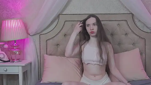 LilaMccoy online show from May 16, 3:27 am
