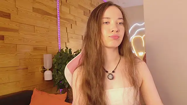 LilaMccoy online show from July 1, 5:30 am