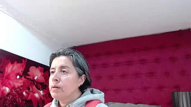  Madison queen  online show from June 6, 1:16 pm