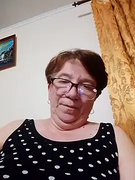 KetQueen101 online show from May 13, 6:59 pm