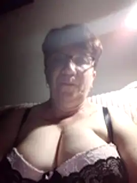 KetQueen101 online show from June 20, 9:09 pm