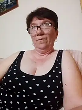 KetQueen101 online show from June 16, 9:04 pm
