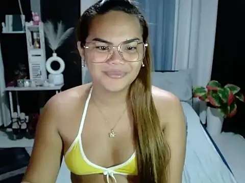Kendallfoxx online show from June 4, 9:30 pm