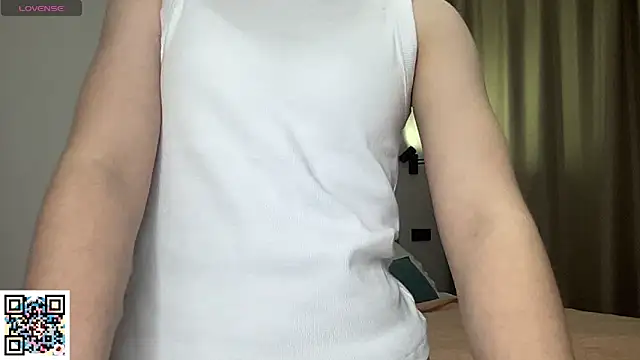 cindy softluv  online show from April 30, 8:05 pm