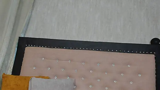 Zoedeleon online show from April 30, 8:57 pm
