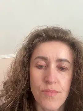 Avokadoo online show from April 26, 2:36 pm