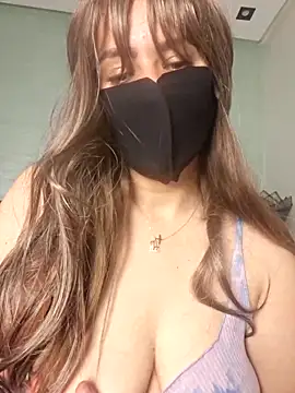 zizosey online show from June 19, 1:55 am