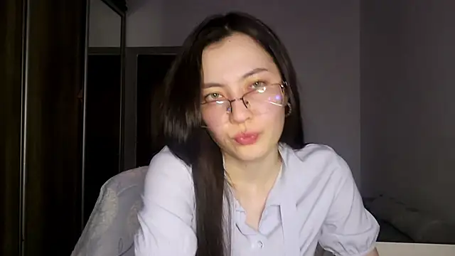 AshleyTropiano online show from May 30, 3:17 pm