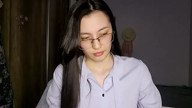 AshleyTropiano online show from May 27, 3:41 pm