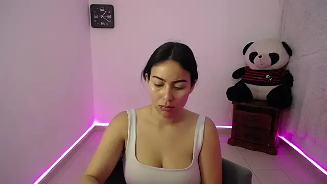 Shilot ms online show from May 5, 2:09 pm