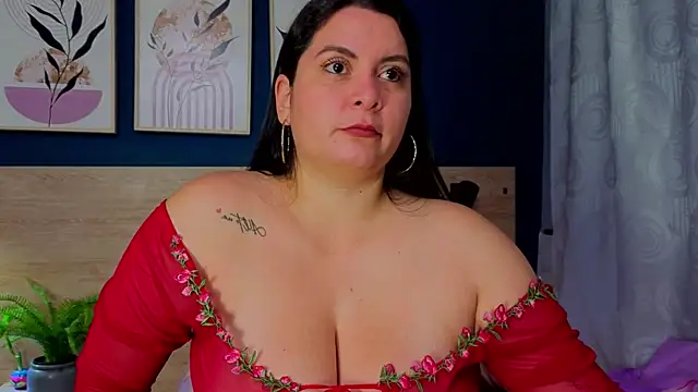 Snapshot of RachelCarlton chatting on May 13, 11:50 am RachelCarlton online show from May 13, 11:50 am