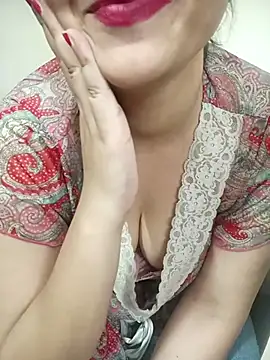 Aayaat   online show from May 15, 3:21 pm