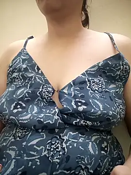 Aayaat   online show from May 25, 8:46 am