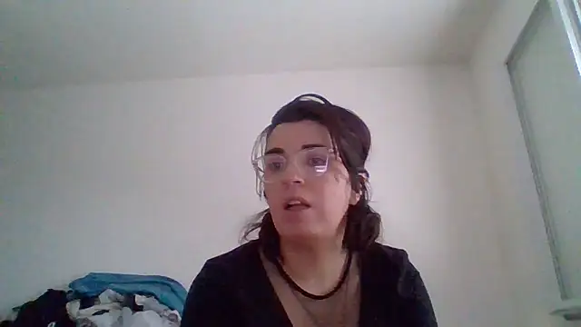 Snapshot of miss16 chatting on April 30, 3:19 pm miss16 online show from April 30, 3:19 pm