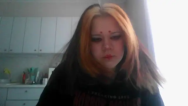 Snapshot of Amanda_Mia_ chatting on May 19, 7:15 am Amanda Mia online show from May 19, 7:15 am