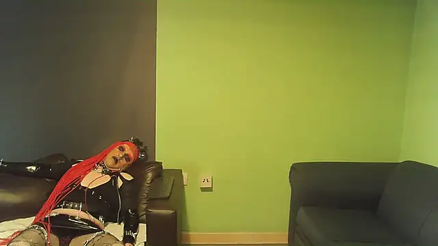 Snapshot of sexyass72 chatting on March 2, 12:36 pm sexyass72 online show from March 2, 12:36 pm