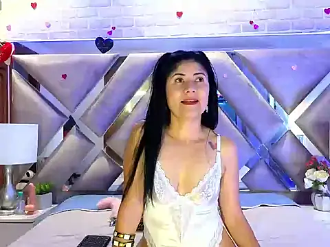 Isis  Love online show from May 20, 9:56 pm