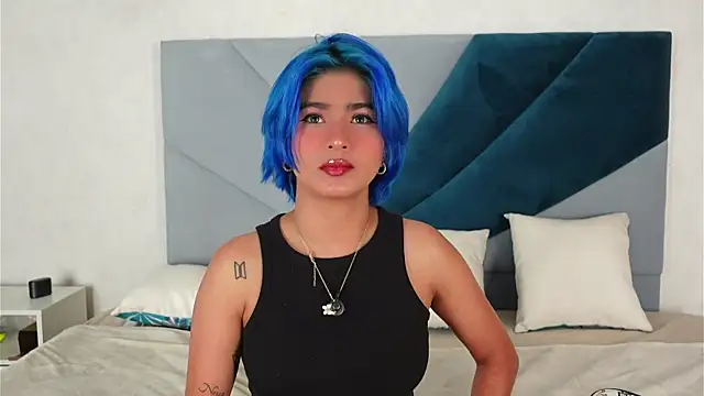 Snapshot of Sky_Riyoo chatting on May 3, 4:39 am Sky Riyoo online show from May 3, 4:39 am
