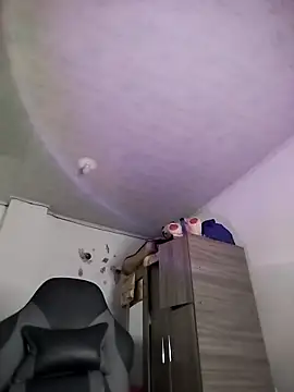 Catisquiirt online show from April 23, 10:44 pm