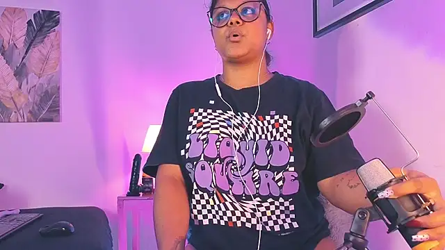chelseea bluey1 online show from June 10, 7:37 pm