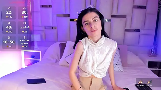 mariana  thompson online show from July 18, 2:42 am