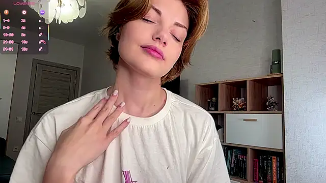 LinaFlamie online show from July 24, 10:11 am