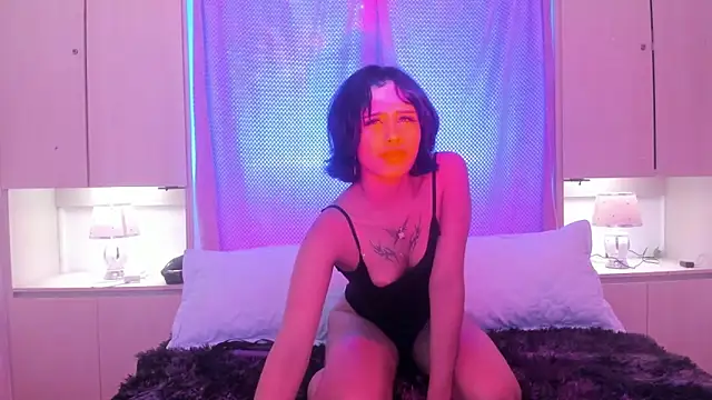 TomieDark  online show from June 12, 3:37 am