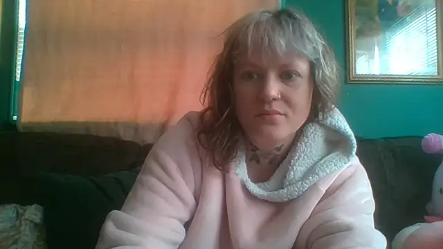 RosieSwitchBitch online show from May 4, 12:19 pm