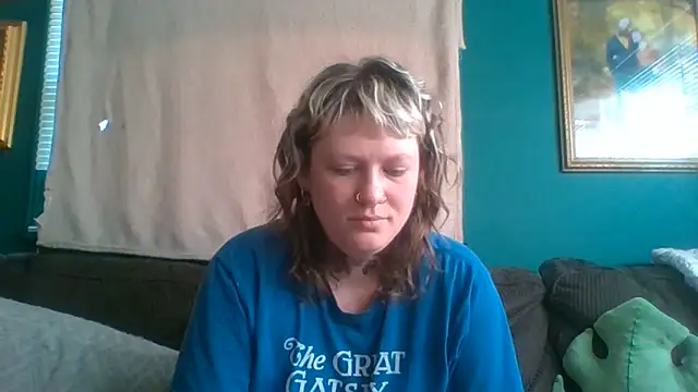 Snapshot of RosieSwitchBitch chatting on June 18, 2:22 pm RosieSwitchBitch online show from June 18, 2:22 pm