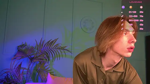 Snapshot of Daniel_Schmidt chatting on June 4, 8:57 pm Daniel Schmidt online show from June 4, 8:57 pm