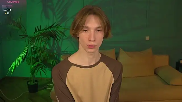 Snapshot of Daniel_Schmidt chatting on May 5, 5:32 am Daniel Schmidt online show from May 5, 5:32 am