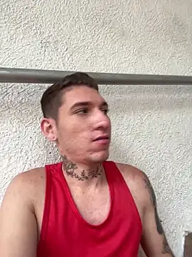 gonzalez 2001 online show from April 29, 6:14 pm